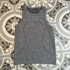 Lululemon tank size 4